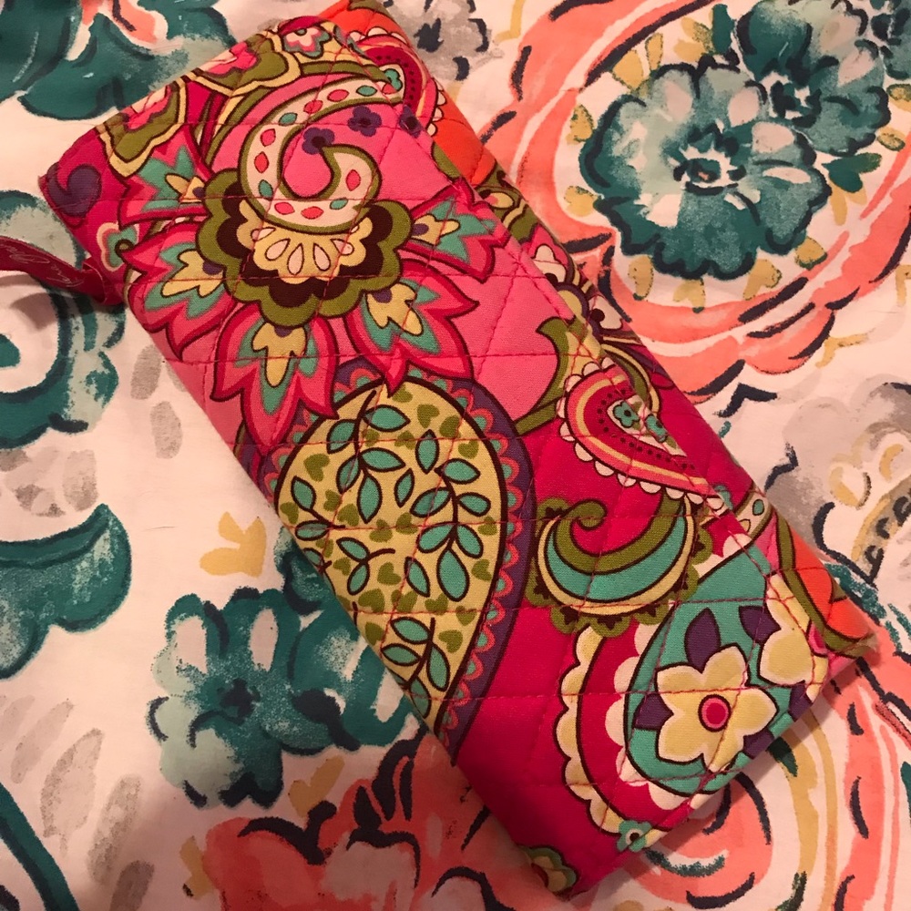 VERA BRADLEY PINK SWIRLS